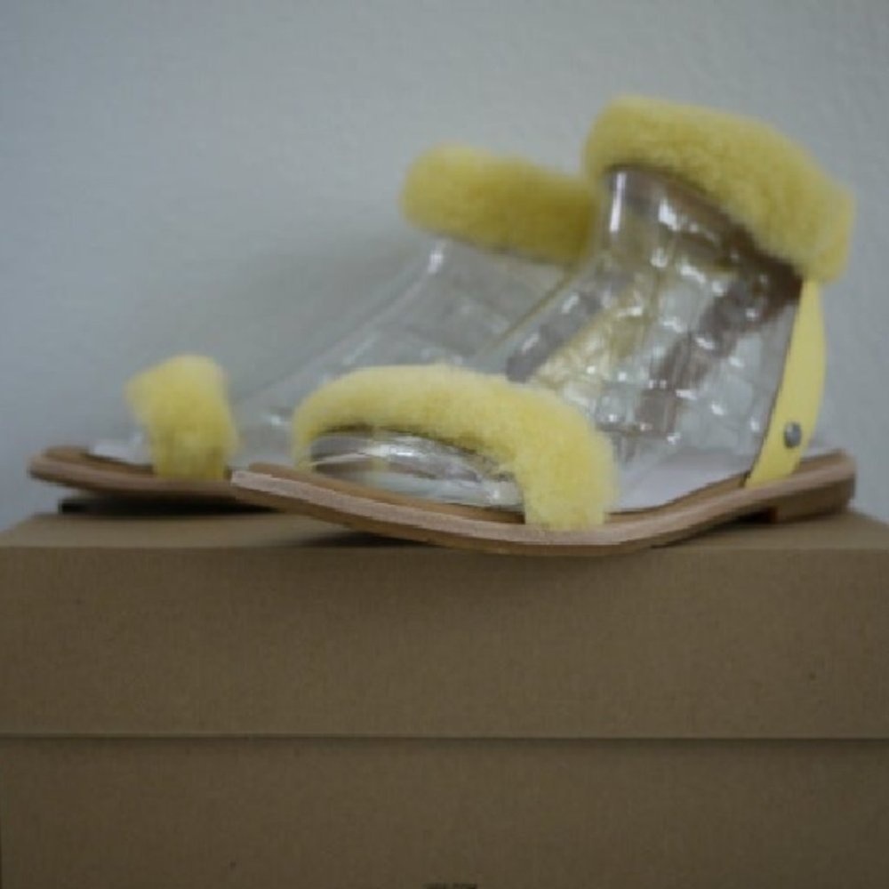 NIB UGG FLUFF SPRING FUR SHEEPSKIN SANDALS IN YELLOW SIZE 6 & 6.5